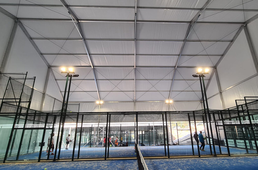 Carpas industriales: la solución perfecta también para cubrir espacios deportivos